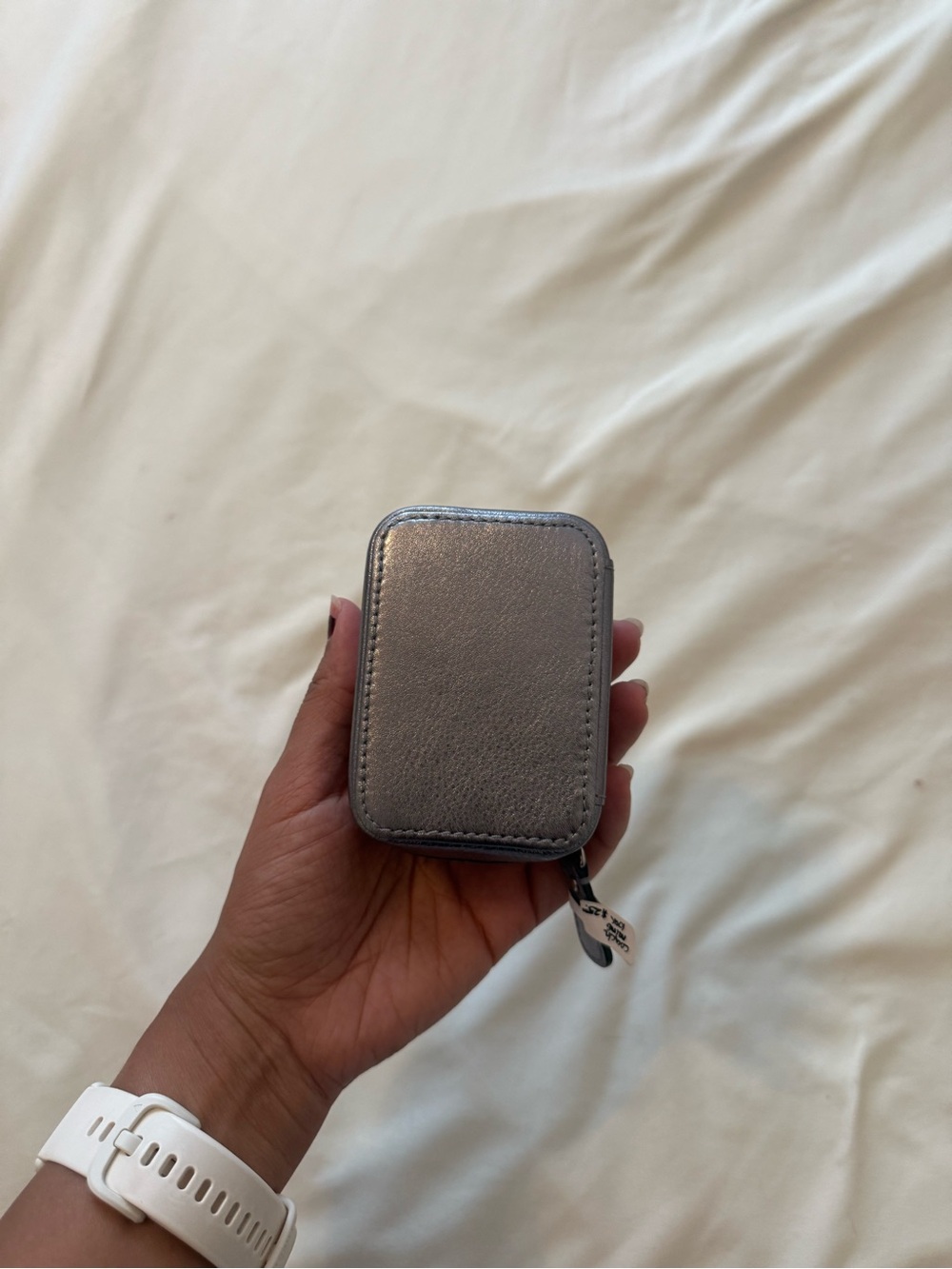 COACH | Metallic Silver Zip Coin or Pouch - Picture 3 of 8